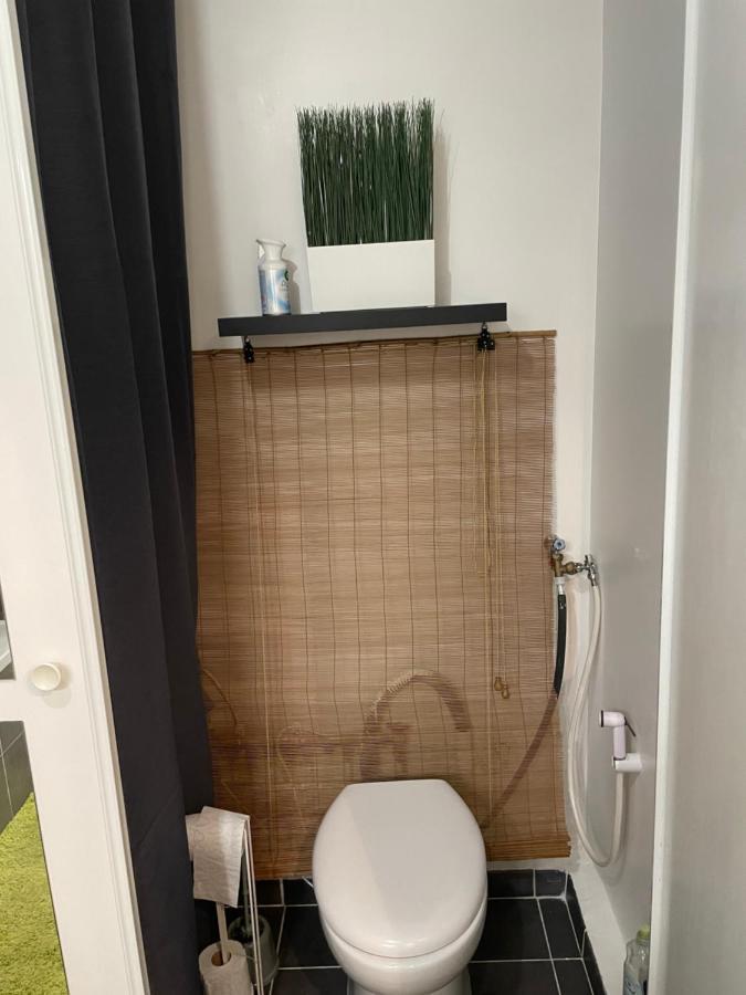 Chambre Agreable Avec Jacuzzi Marseilles Exterior foto